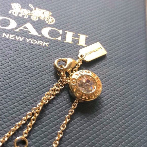 🆕Coach Signature Diamond & Gold Necklace - Picture 5 of 5